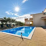 Villa Andrea With Private Heathed Pool *