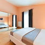 Villa Andrea With Private Heathed Pool Debeljak