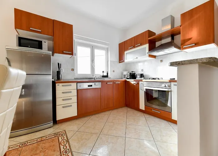 Andrea With Private Heathed Pool * Debeljak