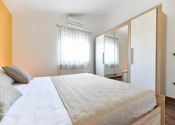 Andrea With Private Heathed Pool Villa *