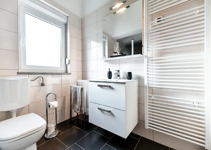 Villa Andrea With Private Heathed Pool