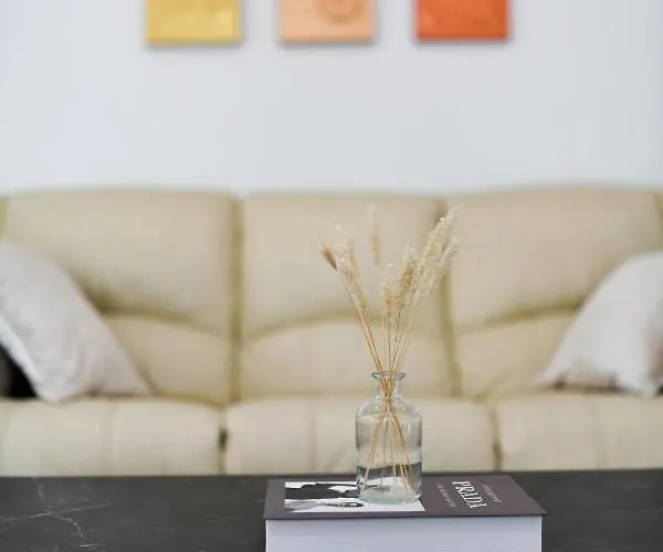 Villa Andrea With Private Heathed Pool *