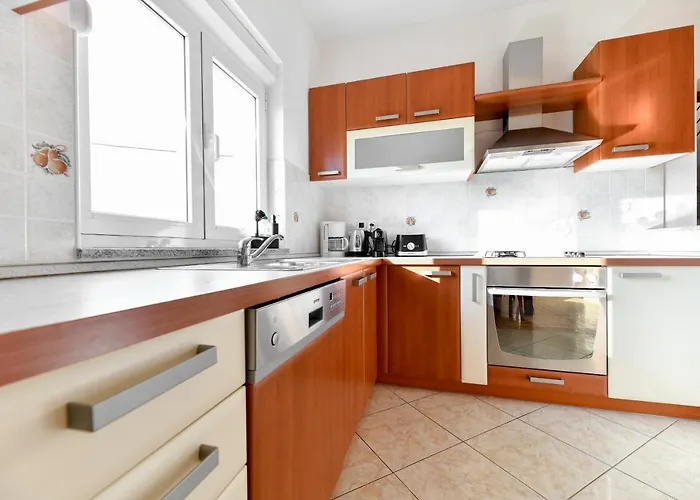 Andrea With Private Heathed Pool *